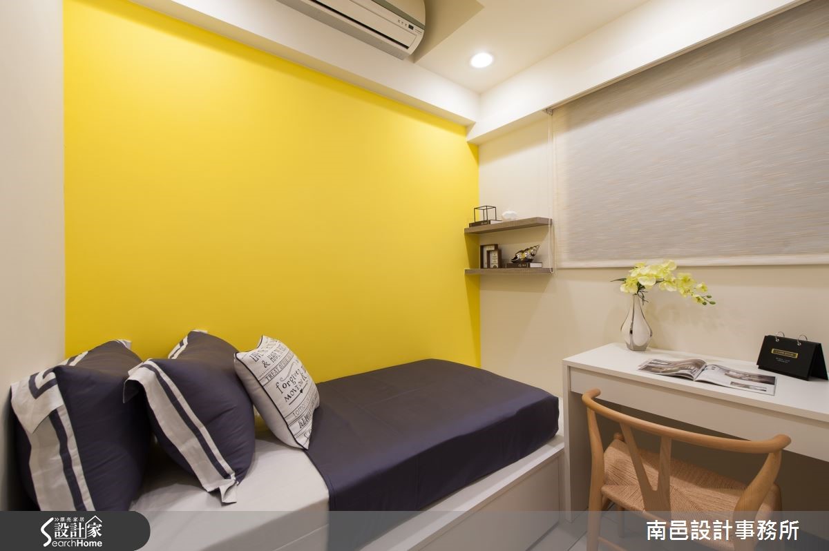 一家四口住在僅 25 坪的新家中，正因為坪數較小，「收